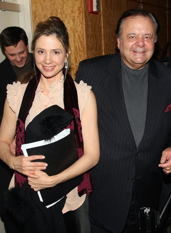 A atriz Mira Sorvino com o pai, o ator Paul Sorvino (Foto: Getty Images)