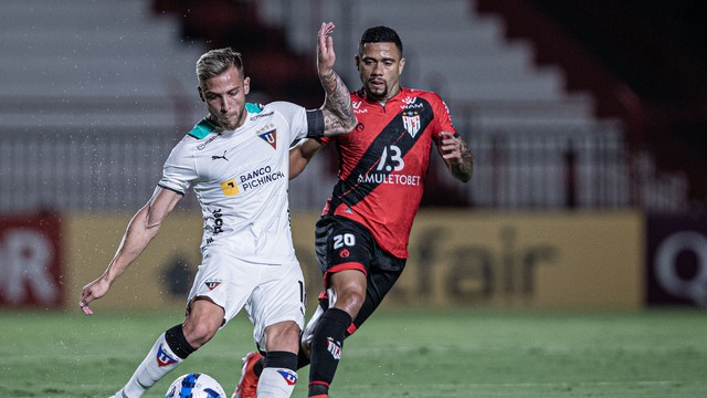 Rato em ao contra a LDU