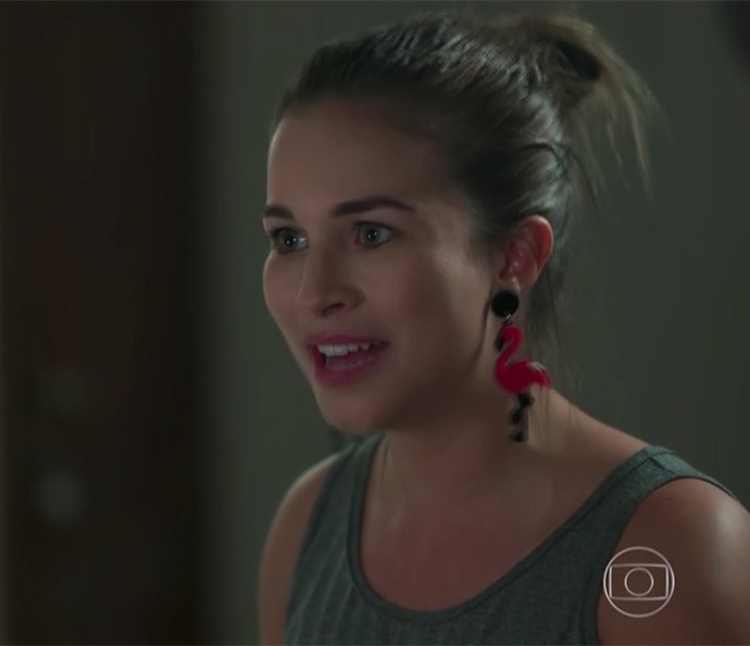 Jéssica investiu no look para a viagem (Foto: TV Globo)