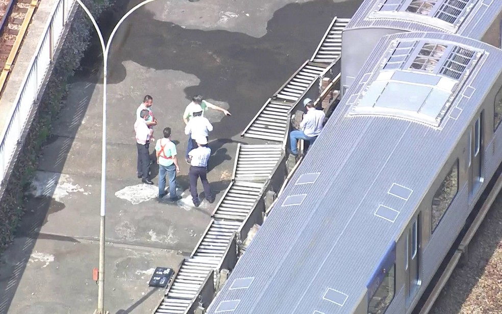 Descarrilamento entre as estações Itaquera e Artur Alvim do Metrô  (Foto: Reprodução/TV Globo)