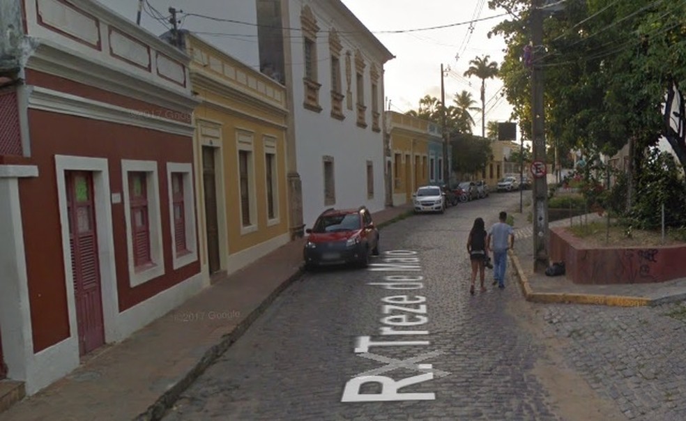Rua Treze de Maio fica no Sítio Histórico de Olinda, no Grande Recife (Foto: Reprodução/Google Street View)