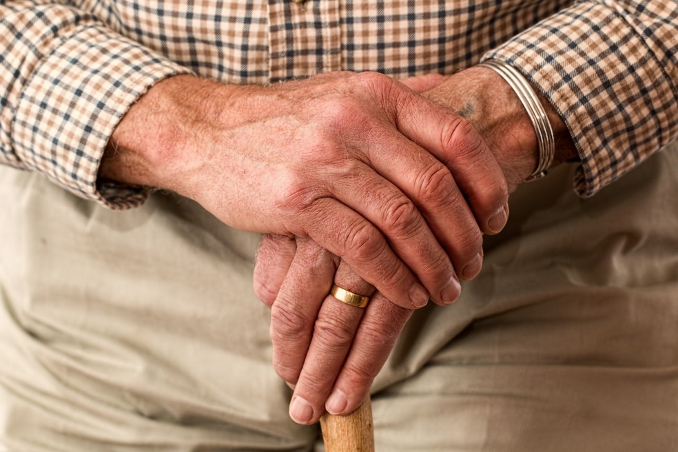 Pesquisadores do Reino Unido descobriram bactérias na urina que podem estar ligadas a casos avançados de câncer de próstata. — Foto: Pexels