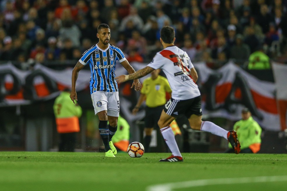 Michel foi o melhor em campo na partida em Buenos Aires — Foto: Lucas Uebel/Grêmio/Divulgação