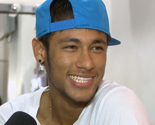 Neymar avisa quie está solteiro (Foto: Domingão do Faustão/ TV Globo)