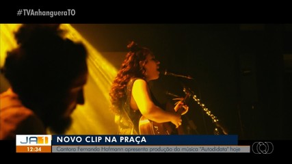 Cantora lança clipe da música 'Autodidata' nesta sexta-feira (29)