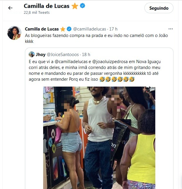 João Luiz Pedrosa e Camilla de Lucas vão às compras em camelô de Nova Iguaçu (Foto: Reprodução/Twitter)