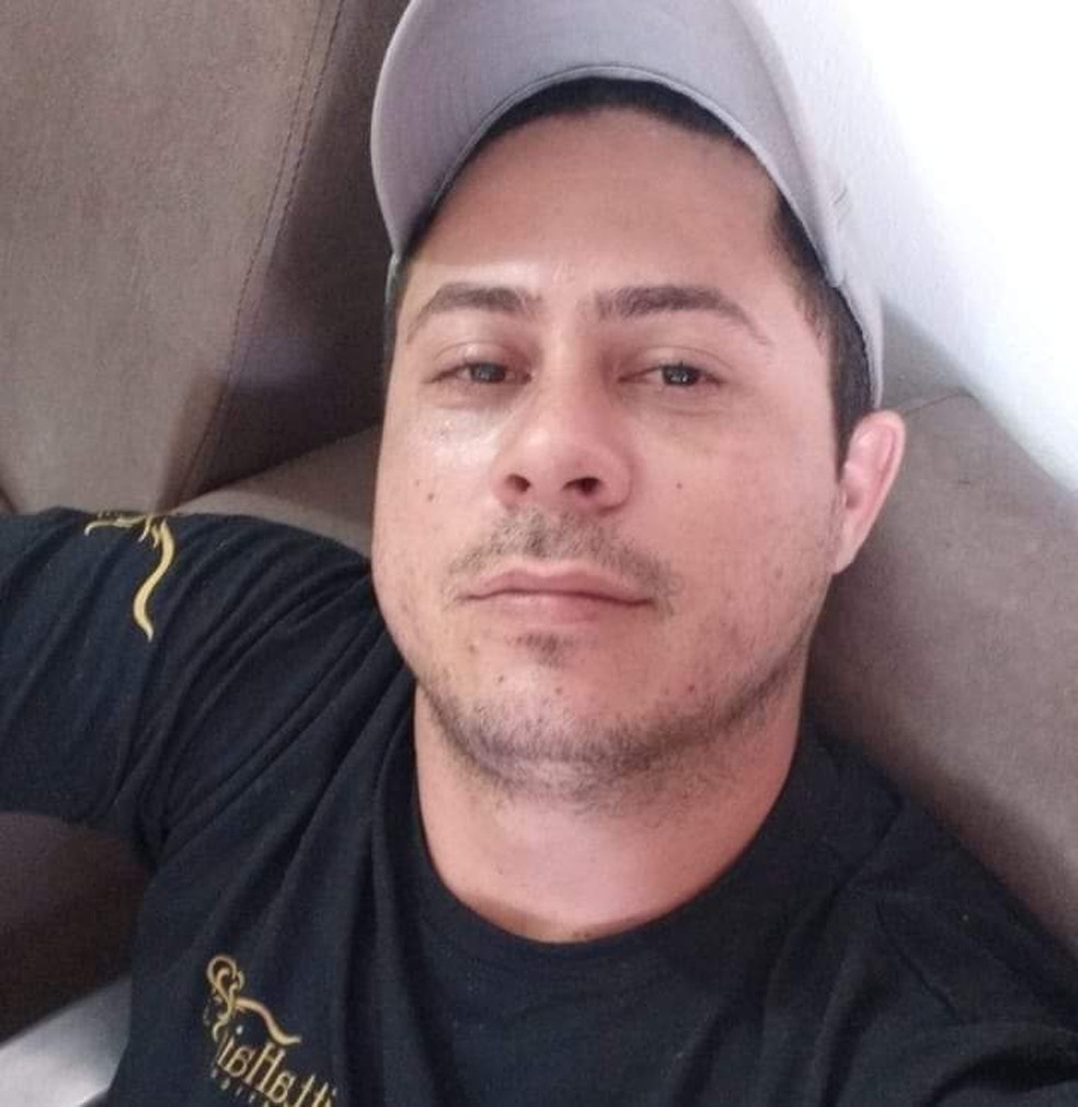 Douglas Leite, de 31 anos, foi morto na manhã pelo companheiro dele em Sorriso — Foto: Arquivo pessoal
