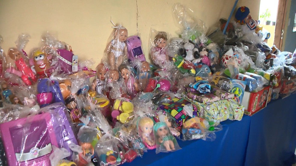Projetos sociais do ES estão recebendo doações para o dia das crianças — Foto: TV Gazeta
