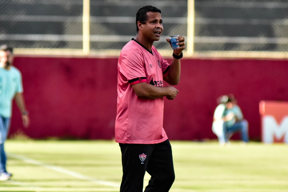 Rodrigo Chagas é quarto técnico do Vitória na Série B — Foto: Pietro Carpi / EC Vitória / Divulgação
