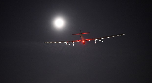 Solar Impulse 2 tem como próximo destino a Pensilvânia (Foto: Jean Revillard/Solar Impulse via AP)