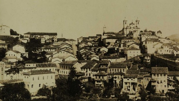 Exploração do ouro povoou o interior do Brasil, em torno de cidades como Vila Rica (atual Ouro Preto) (Foto: Biblioteca Nacional)