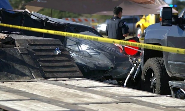 Duas crianças morreram e oito ficaram feridas em acidente durante arrancada (Foto: Reprodução/Yahoo News)