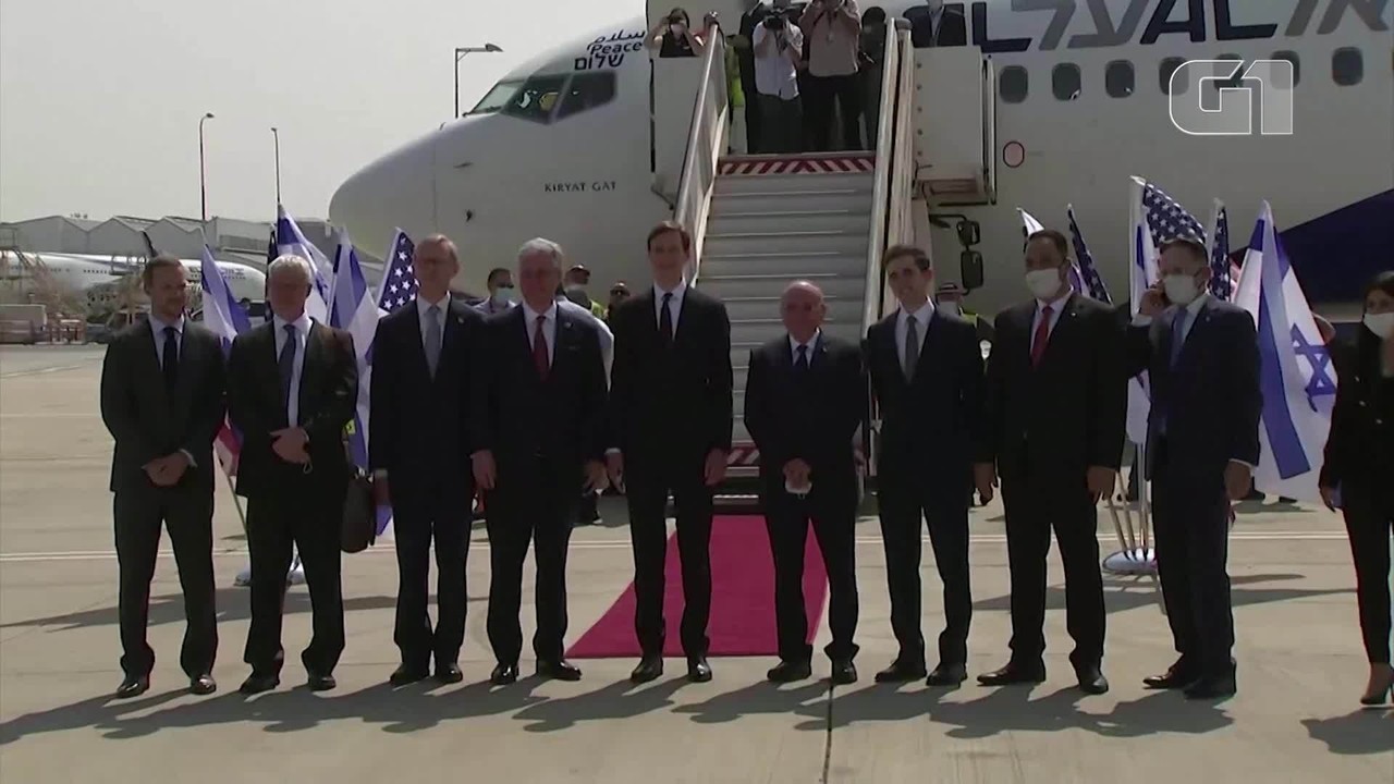 Integrantes dos governos de Israel e EUA fazem 1º voo para os Emirados Árabes