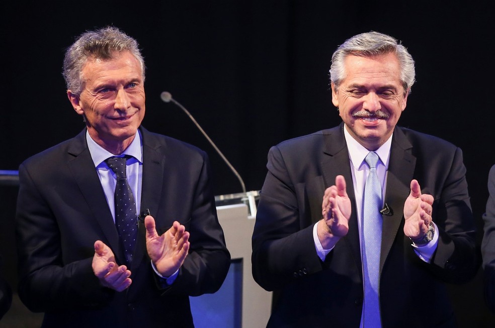 Mauricio Macri e Alberto Fernandez em debate durante a campanha — Foto: Reuters