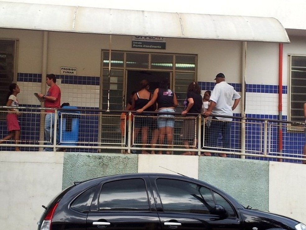 Menina chegou a ser levada para o PS da Vila Cristina, em Piracicaba, mas nÃ£o resistiu (Foto: Nikolas Capp/ G1 )