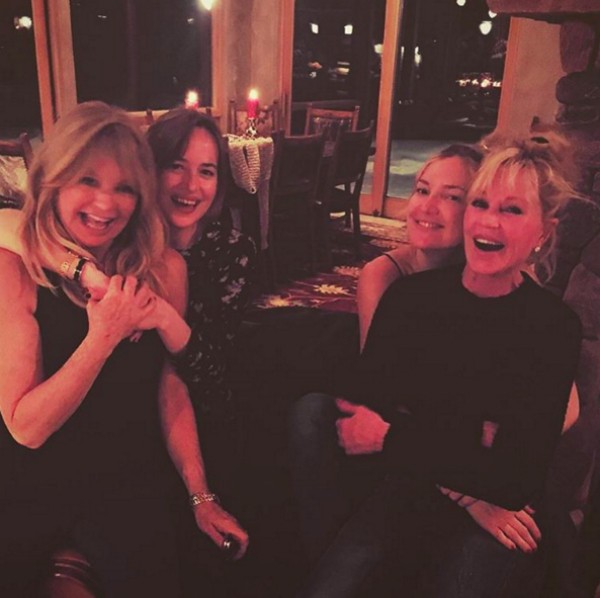 Goldie Hawn, Dakota Johnson, Kate Hudson e Melanie Griffith (Foto: Instagram)