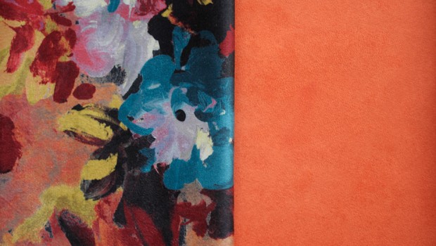 As 37 cores da cartela têxtil serviram de base para a criação destes tecidos, elaborados pelas empresas que fazem parte da DecorHabit  (Foto: Divulgação)