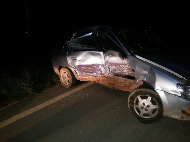 Outro carro que se envolveu no acidente na TO-050, em Palmas (Foto: Polícia Militar/Divulgação)