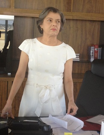 A presidente do TSE, ministra Cármen Lúcia, em seu gabinete no tribunal (Foto: Mariana Oliveira / G1)
