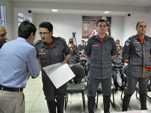 Bombeiros de Juiz de Fora receberam homenagem (Foto: Carlos Mendonça/Prefeitura de Juiz de Fora)