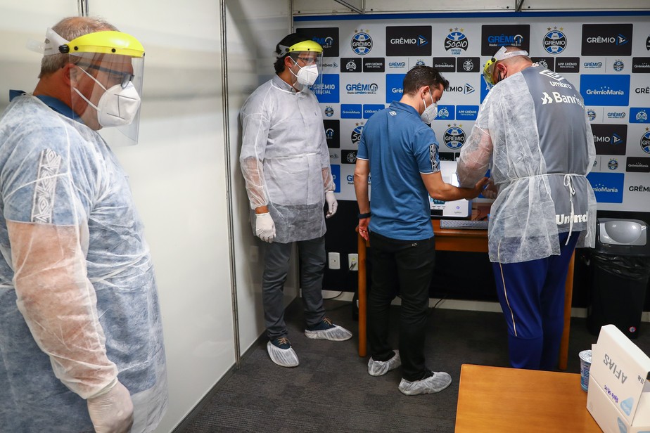 Profissionais do Grêmio testam negativo nos exames para coronavírus