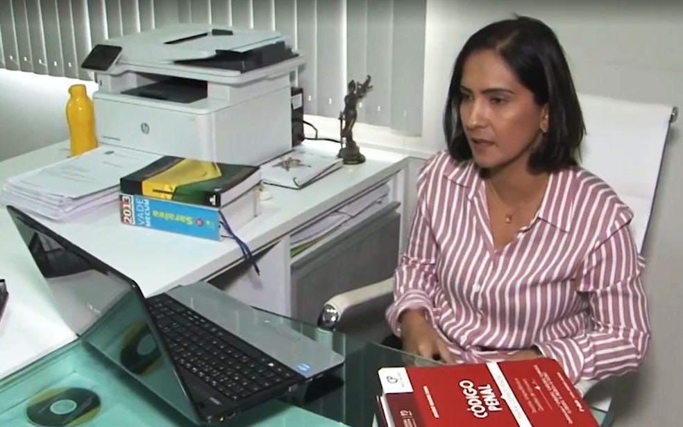Janicleia Soares escolheu ser advogada em busca de justiça pela morte do pai, quando tinha 14 anos — Foto: Reprodução/TV São Francisco