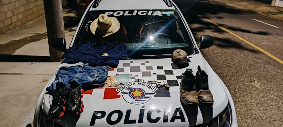 Dois homens foram presos por roubo em Junqueirópolis — Foto: Polícia Militar 