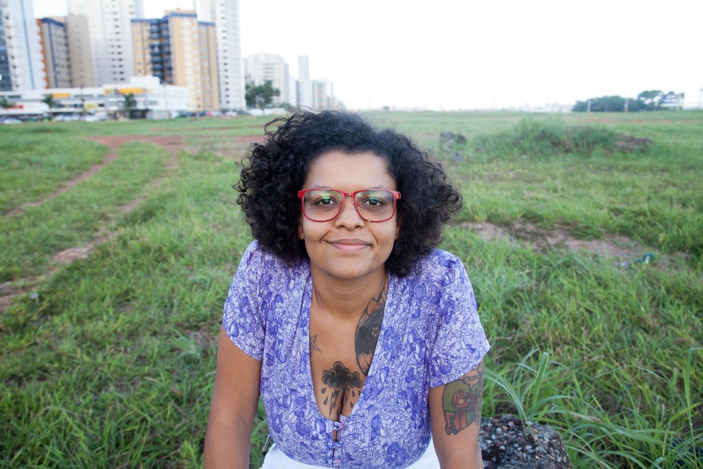 Tatiana Nascimento também se apresenta em pocket show no projeto Mulheragem — Foto: Emília Silberstein