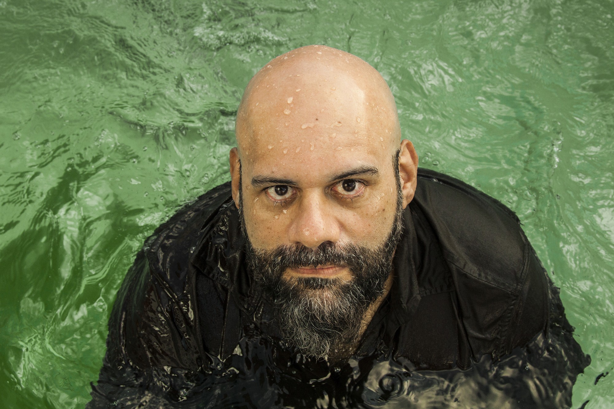 Luisão Pereira apronta álbum solo 'Fogo no mar', de criação influenciada pela luta do artista contra o câncer