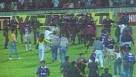 Corinthians x Remo na Copa do Brasil já teve gol contra bizarro; veja vídeo