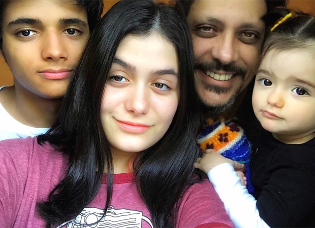 Lúcio Mauro Filho e os filhos, Bento, Luiza e Liz (Foto: Reprodução/Instagram)