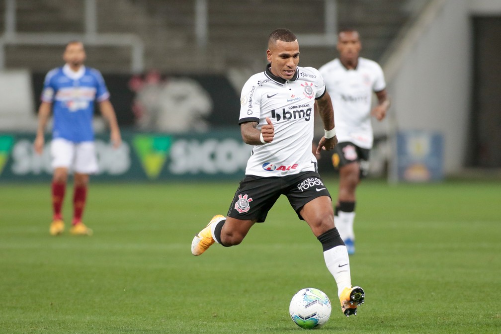 Após vitória do Corinthians, Otero manda 