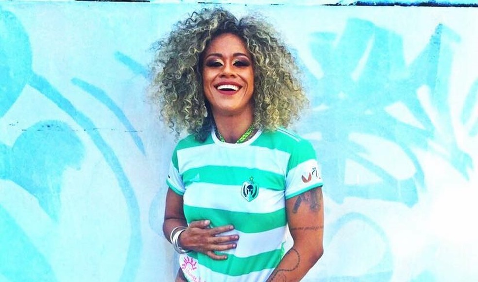 Sandy é ex-rainha de bateria de uma famosa escola de samba no Amazonas — Foto: Reprodução