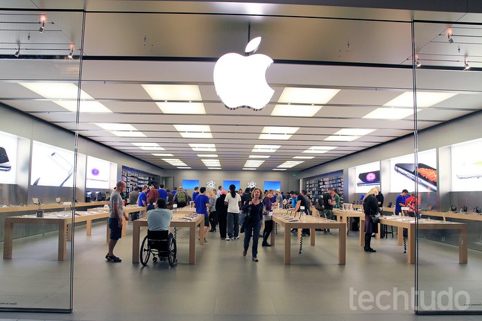 Apple Store em Austin, Texas, tem bastante procura pelos novos smartphones da Apple (Foto: Anna Kellen/Techtudo)