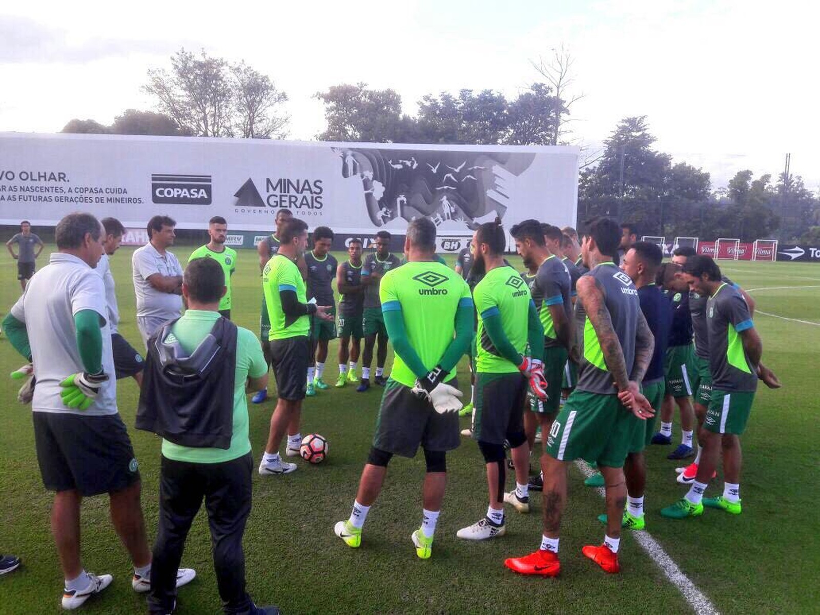 Ex-cruzeirenses, time homogêneo e maratona: como chega a Chape para duelo com o Cruzeiro