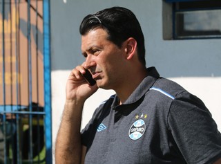 Grêmio pede paciência com vendas: Maior reforço é ter as contas em dia