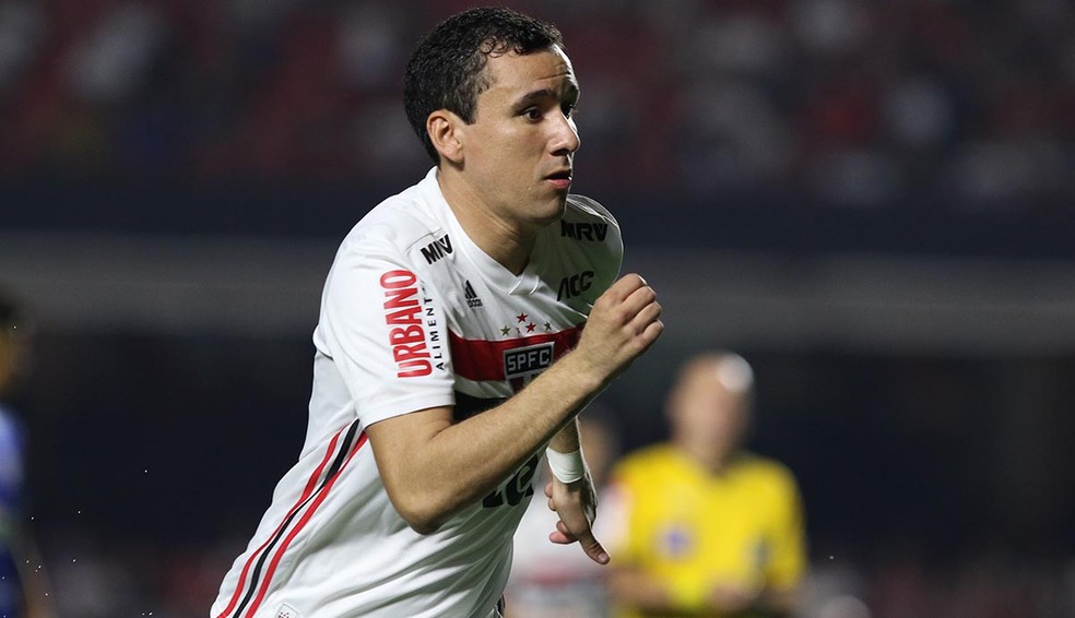 Pablo retorna de lesão e volta ao time titular do São Paulo — Foto: Rubens Chiri / saopaulofc.net