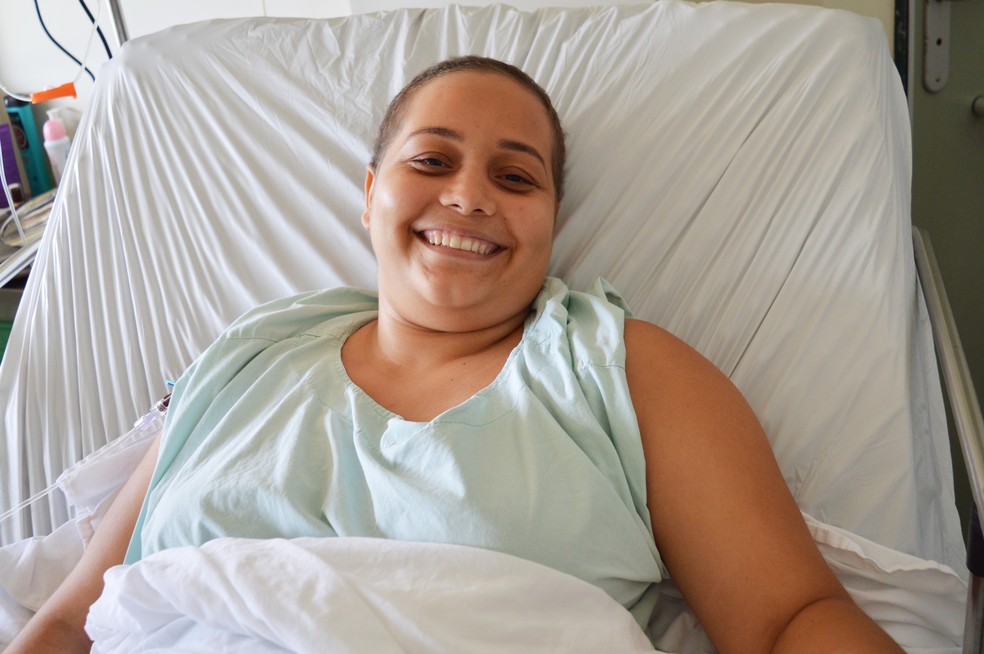 Luziane Rodrigues da Silva, de 20 anos, passou por perfus&atilde;o de membro no HRBA &mdash; Foto: Ascom HRBA/Divulga&ccedil;&atilde;o