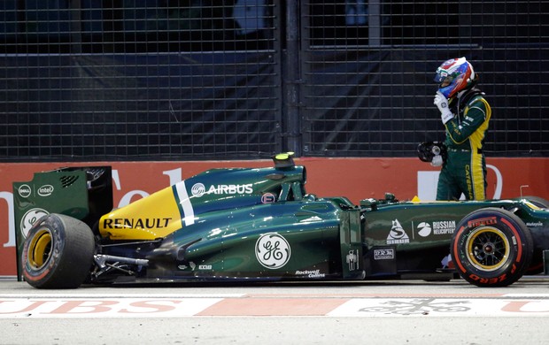 Vitaly Petrov treino GP de Singapura (Foto: AP)