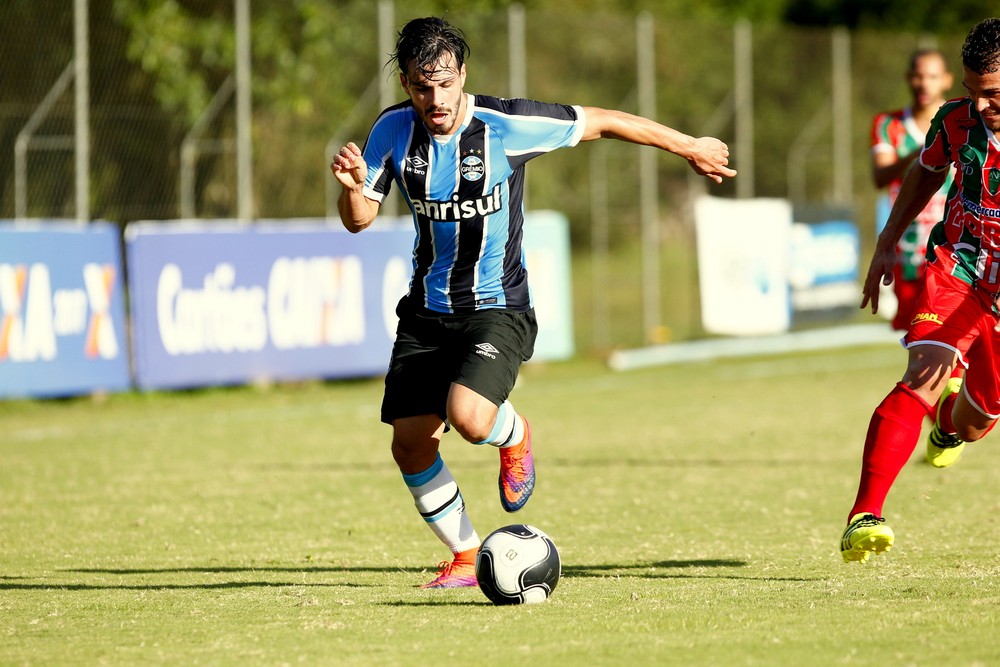 Time de transição do Grêmio encabeça 3ª divisão gaúcha e dá esperança a jovens