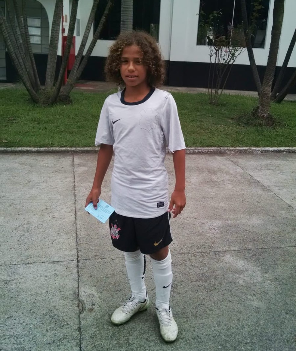 Novo Biro Biro Conheca O Lateral De 16 Anos Do Corinthians Que Ja Foi Especulado Em Clube Espanhol Corinthians Ge