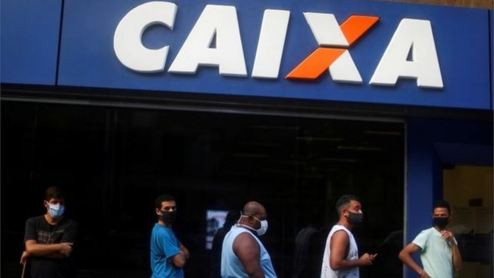 Auxílio emergencial foi encerrado no fim de 2020 — Foto: Reuters