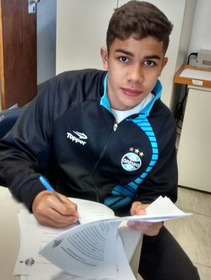 Grêmio contrata promessa que fez 17 gols em 19 jogos no Paulista Sub-15