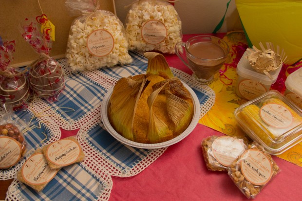 Saiba como fazer uma festa junina em casa