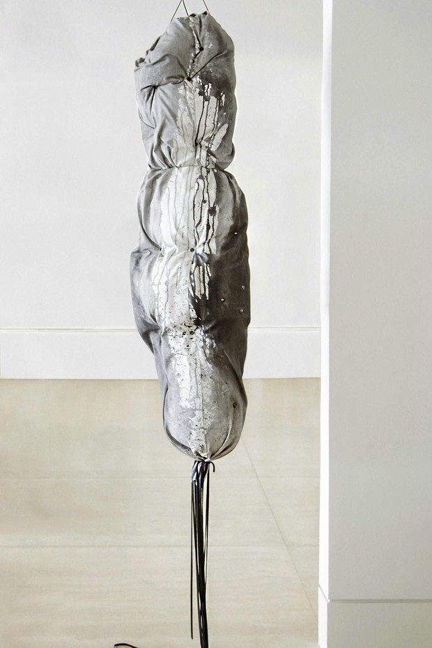 A escultura que figura entre as obras em exposição (Foto: Divulgação)