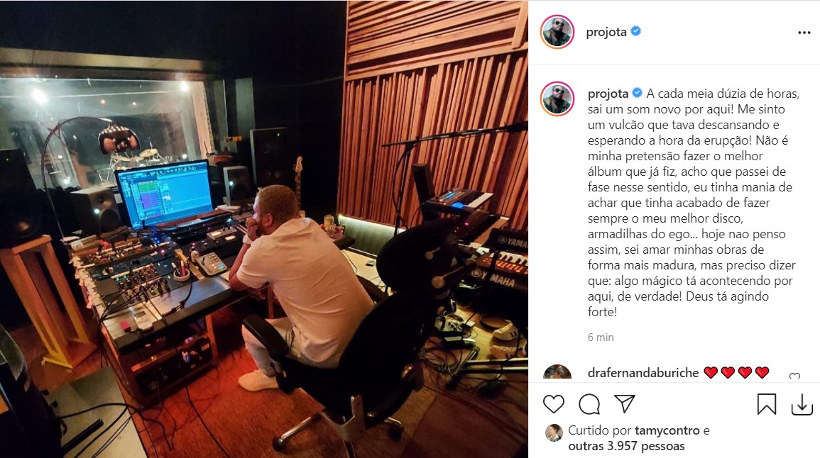 Projota no estúdio de gravação (Foto: Instagram/Reprodução)