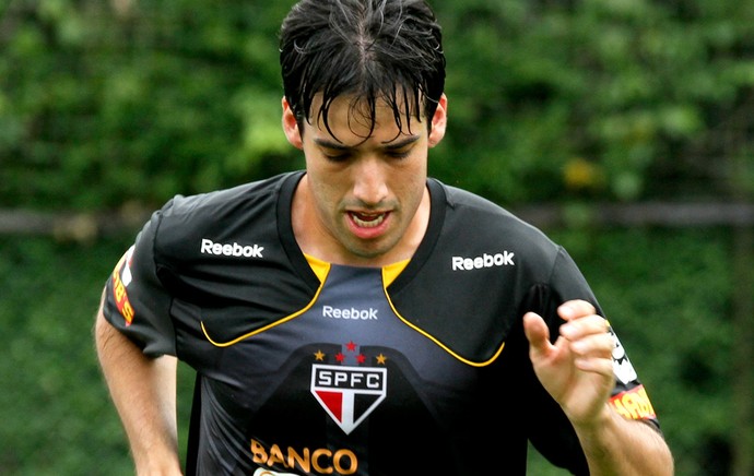 ilsinho são paulo treino (Foto: Luiz Pires / Vipcomm)