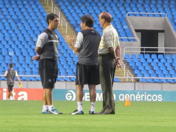 René Simões, Antônio Lopes, Marcello Campello Botafogo treino (Foto: Gustavo Rotstein)