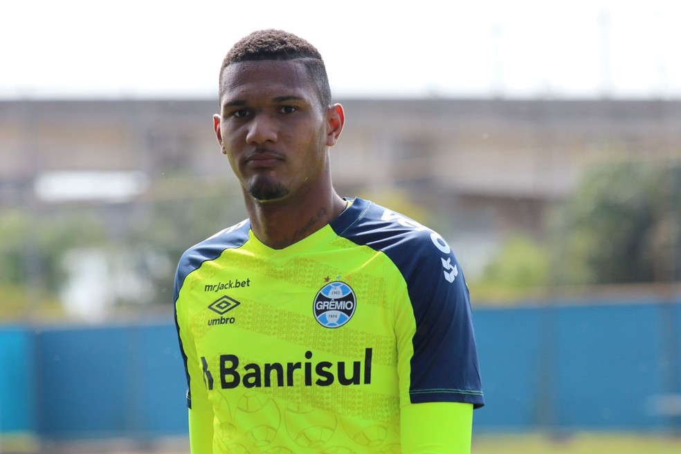Jornalista bate o martelo e diz quem é o melhor goleiro do Grêmio