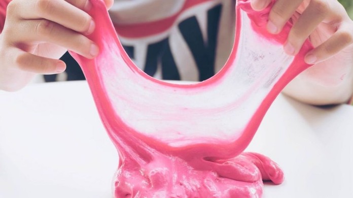 Slime Com Borax Pode Provocar Queimaduras E Intoxicacao Entenda Riscos Da Ingestao E Do Contato Ciencia E Saude G1
